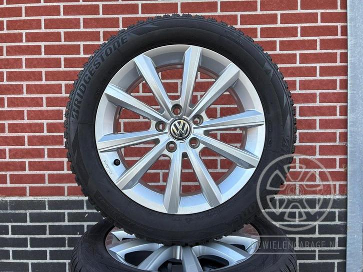 17 inch VW T-Roc, Passat Velgen + Winterbanden Origineel 5x1, Auto-onderdelen, Banden en Velgen, Banden en Velgen, Winterbanden