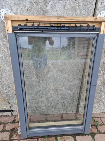 Velux 78x118 M06 beschikbaar voor biedingen