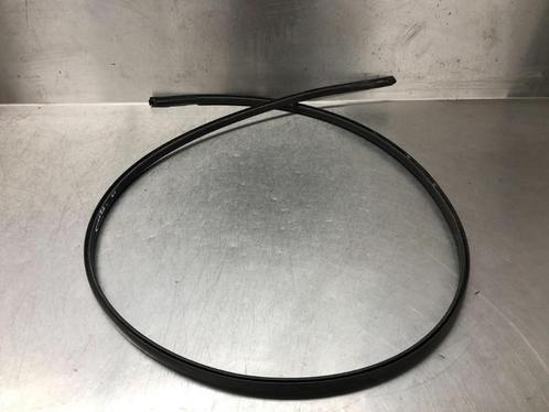 DAKLIJST LINKS Subaru Trezia (01-2011/-), Auto-onderdelen, Ophanging en Onderstel, Subaru, Gebruikt