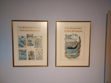 Twee decoratieve ingelijste prints van Turkse Miniaturen €20 beschikbaar voor biedingen