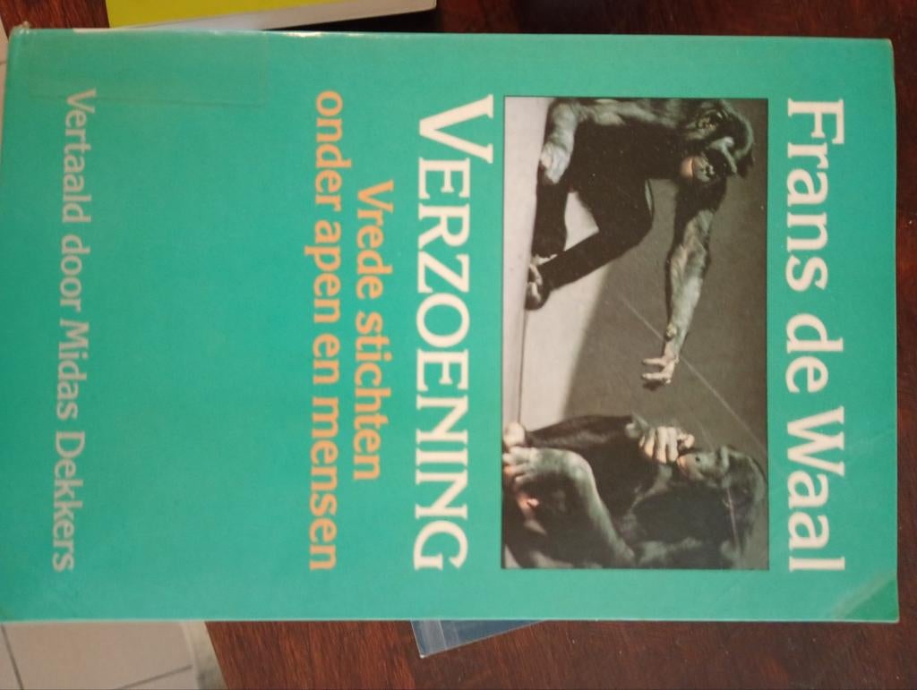 De Waal F. Verzoening,vrede stichten onder apen en mensen, Ophalen
