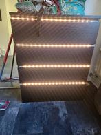 Commode MALM avec leds et rangements, Huis en Inrichting, Kasten | Ladekasten, Ophalen, Gebruikt