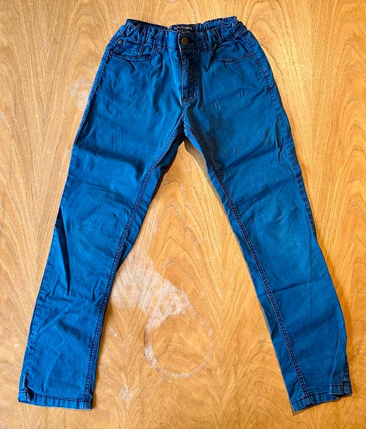 Nukutavake blauwe broek - Maat 140 cm, Kinderen en Baby's, Kinderkleding | Maat 140, Gebruikt, Jongen of Meisje, Broek, Ophalen of Verzenden