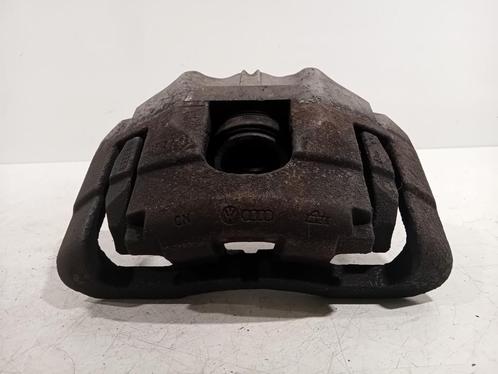 REMKLAUW RECHTS VOOR Audi A6 Avant (C6) (11-2004/08-2011), Auto-onderdelen, Remmen en Aandrijving, Audi, Gebruikt