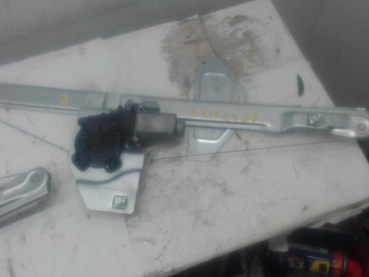 Lève vitre electrique avant droit Peugeot Partner 1 LP/11939, Autos : Pièces & Accessoires, Vitres & Accessoires, Peugeot, Utilisé