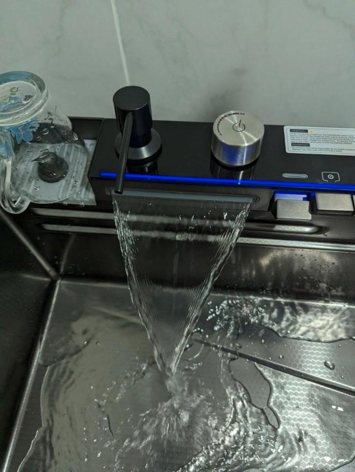 Bac de cuisine design noir avec rince-tasse automatique, Maison & Meubles, Produits de nettoyage, Seau, Bac ou Chariot à balais