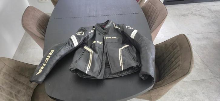 Richa lederen motorpak (jas + broek) maat 50, Motos, Vêtements | Vêtements de moto, Manteau | cuir, Hommes, Seconde main, Enlèvement