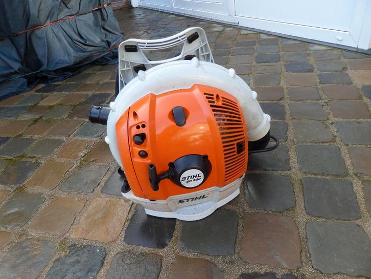 Bladblazer van STIHL type BR550, Tuin en Terras, Bladblazers, Gebruikt, Ruggedragen, Benzine, Ophalen