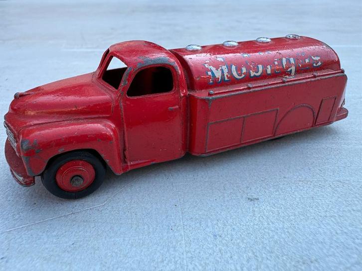 Vintage Dinky Toys Studebaker Mobilgas Tanker., Hobby & Loisirs créatifs, Voitures miniatures | 1:43, Utilisé, Bus ou Camion, Dinky Toys