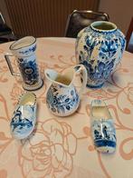 Blauwe Delfts vaasje en schoentjes., Antiek en Kunst, Ophalen