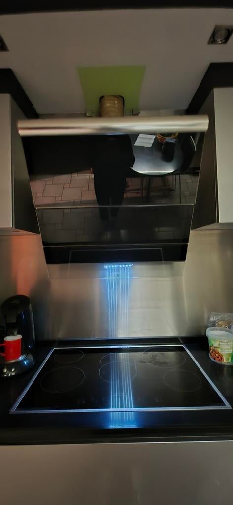 Hotte Smeg à  réparer