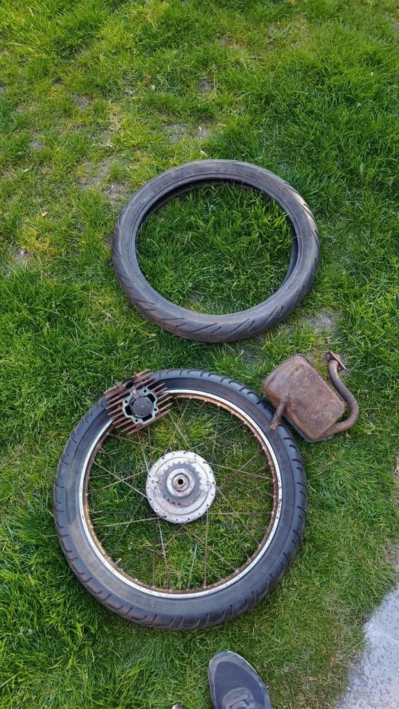 Honda camino restje, Enlèvement, Cylindre