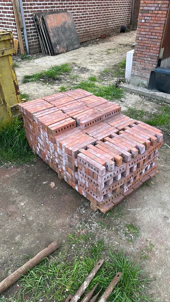 Wienerberger Metropolis Aula Rood, Enlèvement, Comme neuf