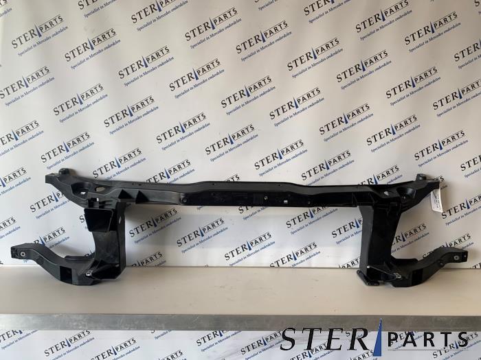 Frontpaneel van een Mercedes Vito, 12 maanden garantie, -, Nieuw, Ophalen of Verzenden