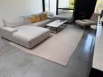 Groot tapijt, Huis en Inrichting, Ophalen, Gebruikt, Beige, 200 cm of meer