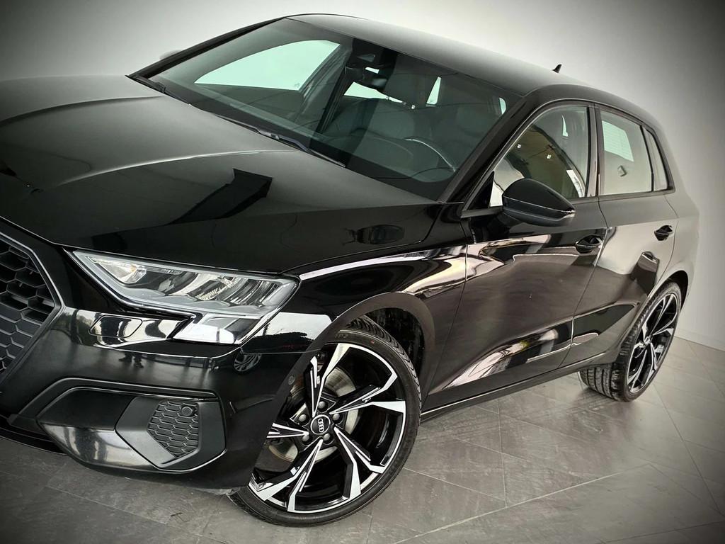 Audi A3 Sportback 2.0TDi SPORT-1ERPRO-LED-COCKPIT-CARPLAY-CU, Auto's, Gebruikt, 4 cilinders, 116 pk, Zwart