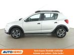 Dacia Sandero 0.9 TCe Stepway Celebration (bj 2018), Auto's, Voorwielaandrijving, 898 cc, Stof, Gebruikt
