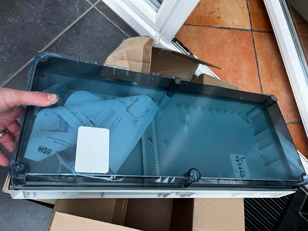 Coffret + int 125A, Bricolage & Construction, Électricité & Câbles, Enlèvement, Interrupteur