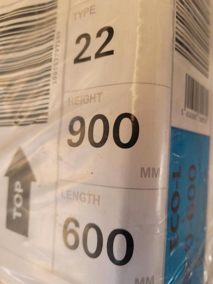 Radiateur neuf 900x600 - 22 neuf STELRAD, Bricolage & Construction, Thermostats, Neuf, Enlèvement