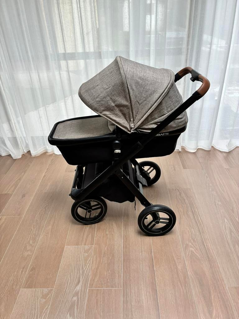 Dubatti kinderwagen – in goede staat – compleet set, Kinderen en Baby's, Ophalen, Zo goed als nieuw, Kinderwagen, Verstelbare duwstang