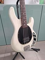 Ernie Ball Music Man Stingray Special USA, Muziek en Instrumenten, Snaarinstrumenten | Gitaren | Bas, Ophalen, Zo goed als nieuw