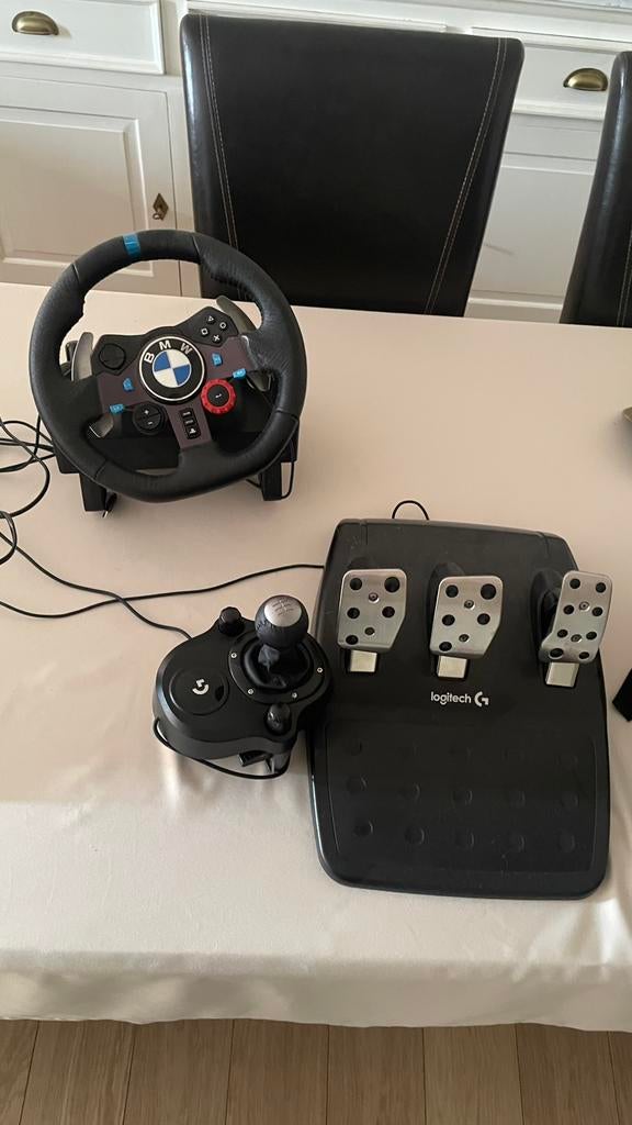 logitech stuur ps4, Games en Spelcomputers, Ophalen, Zo goed als nieuw