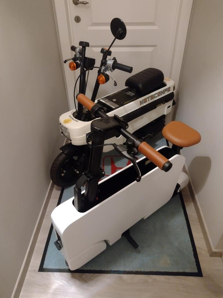 Honda Motocompacto nieuw in doos., Fietsen en Brommers, Ophalen, Nieuw, Elektrische step (E-scooter), Honda