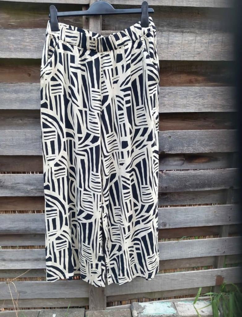 Nieuwe losse broeken maat 40. 10€/Broek, Kleding | Dames, Rokken, C&A, Ophalen, Nieuw, Maat 38/40 (M)