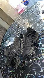 Paire de tn, Enlèvement ou Envoi, Comme neuf, Chaussures