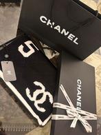 Chanel sjaal nieuw met verpakking, Kleding | Dames, Mutsen, Sjaals en Handschoenen, Ophalen of Verzenden, Nieuw, Sjaal