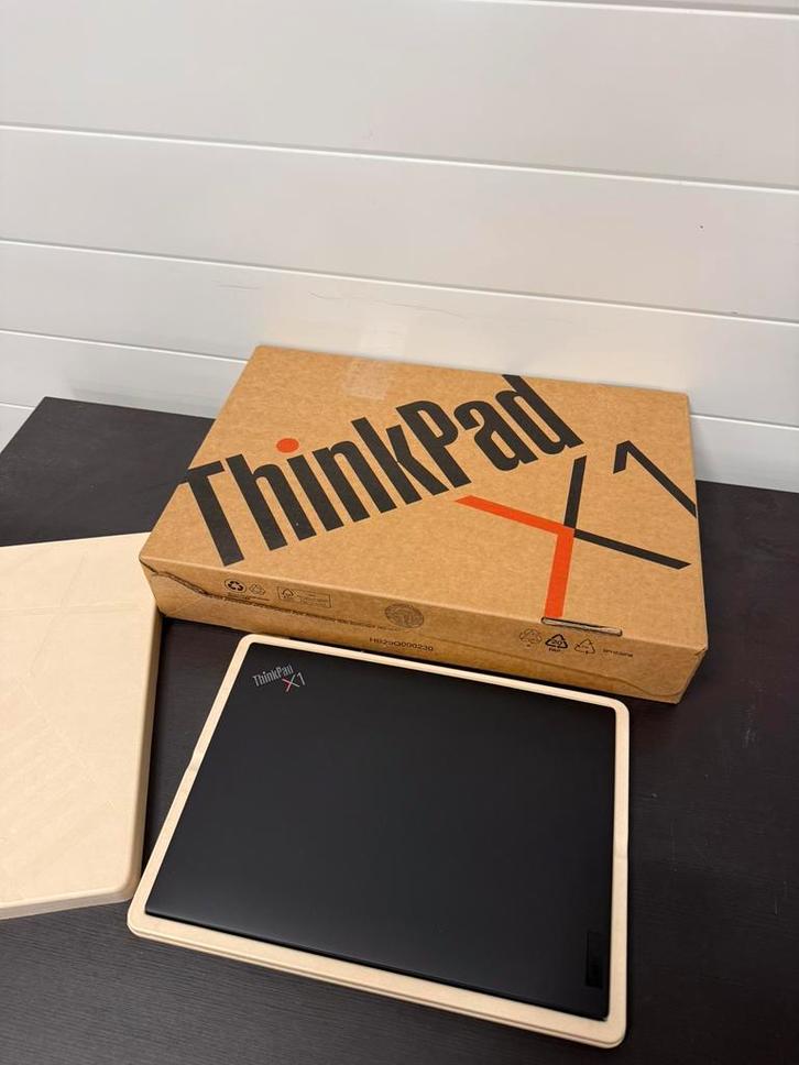 Lenovo ThinkPad X1 Carbon Gen 11 - 21HM002SMB Azerty, Informatique & Logiciels, Ordinateurs portables Windows, Neuf, 14 pouces