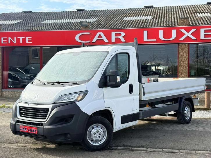 Peugeot Boxer L3H2 PLATEAU 3PLACES (bj 2018), Auto's, Bestelwagens en Lichte vracht, Bedrijf, Te koop, ABS, Airconditioning, Bluetooth