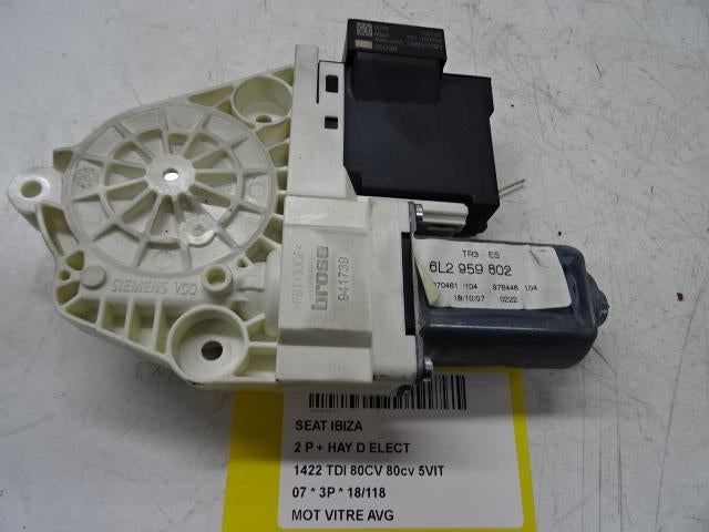 MOTEUR LEVE VITRE ELECTRIQUE AVANT GAUCHE Ibiza III (6L1), Autos : Pièces & Accessoires, Carrosserie & Tôlerie, Seat, Avant, Gauche
