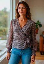 ✨️ Blouse VERSIA by Bel&Bo taille 40 - Avec réduction groupé, Vêtements | Femmes, Blouses & Tuniques, Taille 38/40 (M), Enlèvement ou Envoi