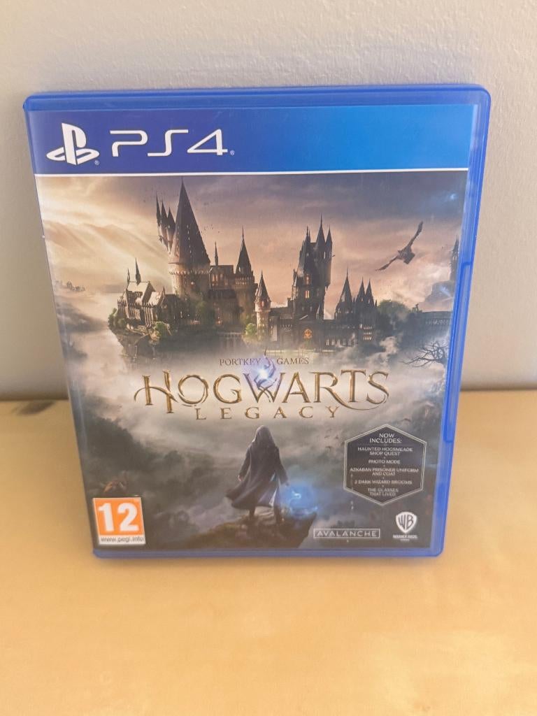 Hogwarts Legacy - Playstation 4, Ophalen of Verzenden, Zo goed als nieuw