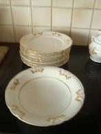 Fruuitschaal en 7 dessertborden in Oud Brussels porselein., Enlèvement