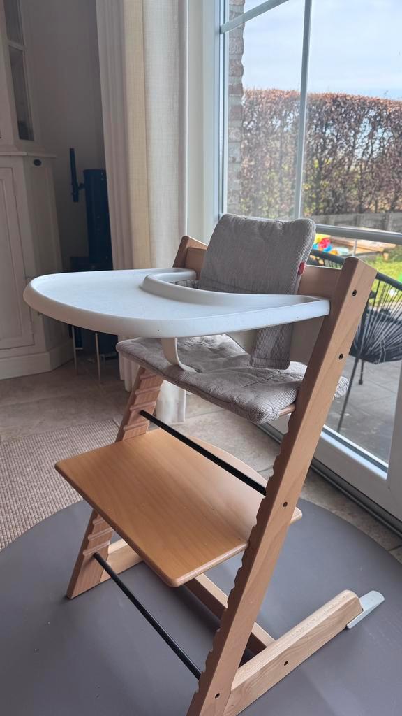 Stokke Baby Set + Plateau + Kit coussin – Complet – Bon état, Enfants & Bébés, Chaises pour enfants, Comme neuf, Enlèvement ou Envoi