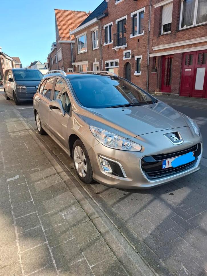 Peugeot 308sw,  benzine , automatic., Auto's, Peugeot, Particulier, Bluetooth, Trekhaak, Benzine, Euro 5, 5 deurs, Automaat, Voorwielaandrijving