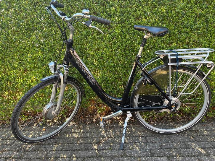 Zwarte elektrische damesfiets Montego, Fietsen en Brommers, Elektrische fietsen, Gebruikt, Overige merken, 55 tot 59 cm, Ophalen