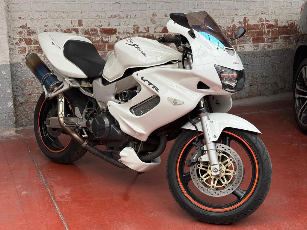 Honda VTR 1000, Motoren, Particulier