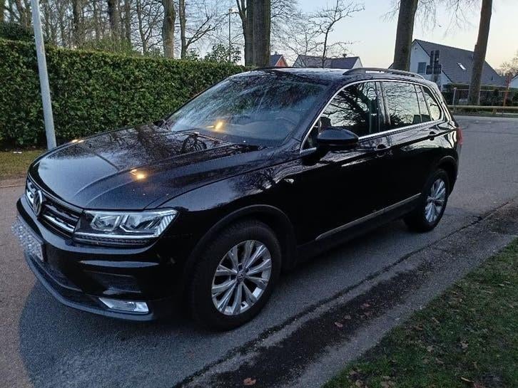 Volkswagen Tiguan, Auto's, Volkswagen, Voorwielaandrijving, Euro 6, Zwart, Leder