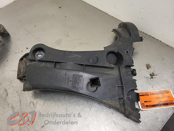 Support pare-chocs arrière droit d'un Renault Kangoo, Renault, -, 3 mois de garantie, Utilisé