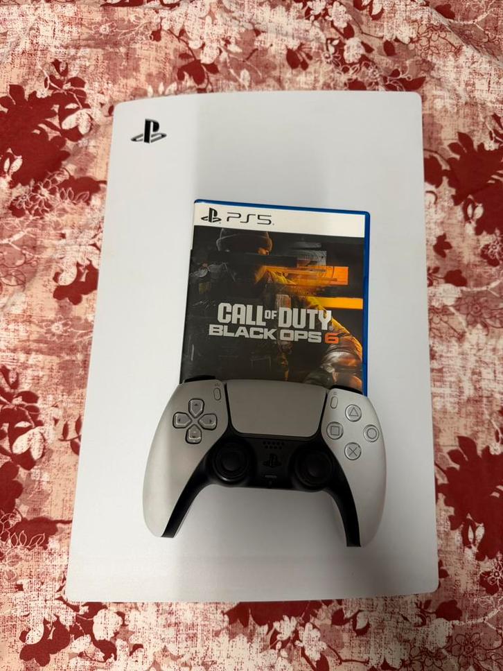 Ps5 dic editie, Games en Spelcomputers, Spelcomputers | Sony PlayStation 5, Zo goed als nieuw, Playstation 5, Ophalen