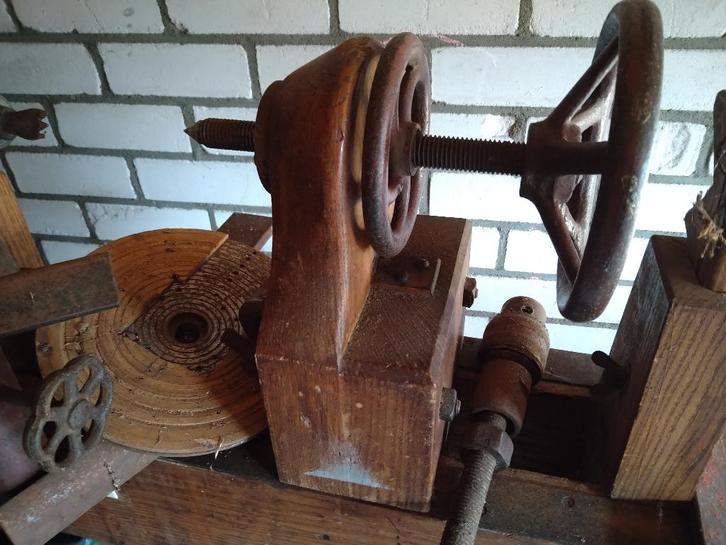 antieke houtdraaibank, Doe-het-zelf en Bouw, Draaibanken, Gebruikt, Houtdraaibank, 1000 mm of meer, Ophalen