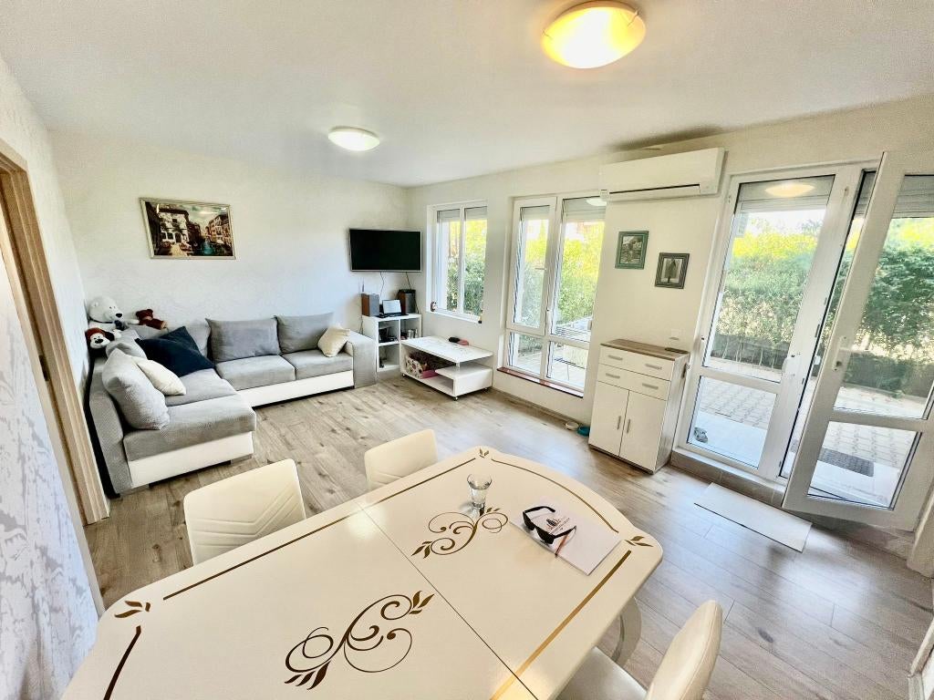 Appartement de deux chambres à LAZUR 1-5, Immo, Étranger, Europe autre, Appartement, Ville