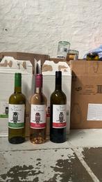 Flessen witte wijn, Ophalen, Frankrijk, Nieuw, Witte wijn