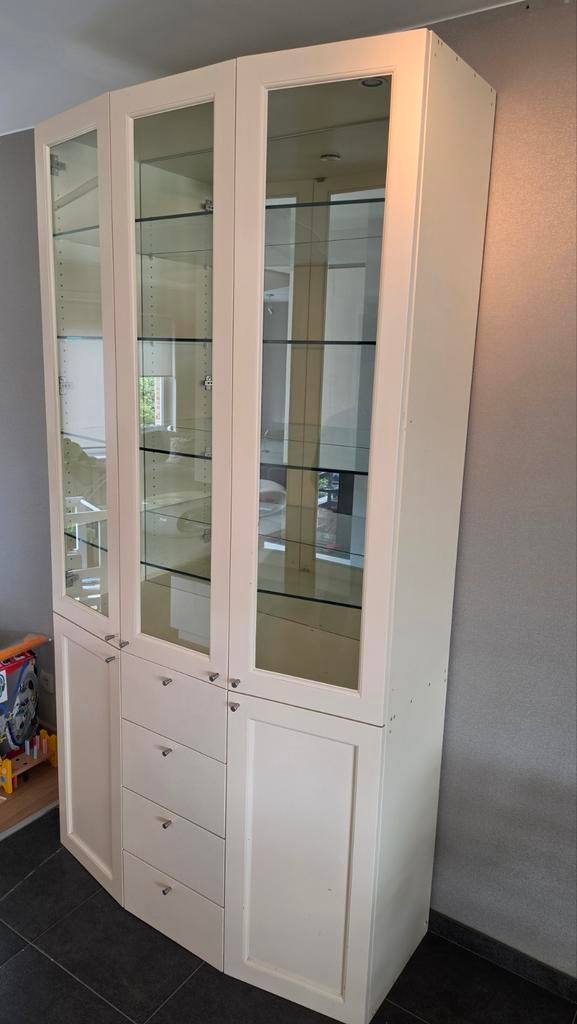 Vitrine gratuite avec miroir et éclairage, Enlèvement