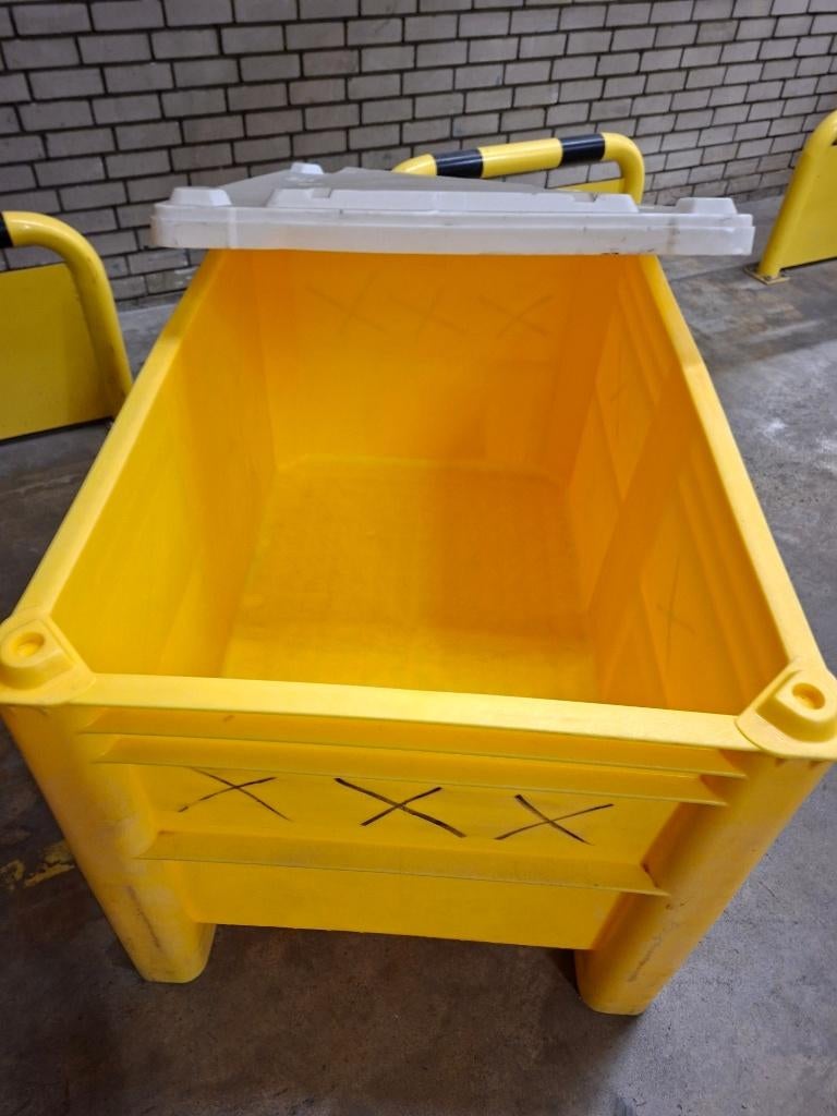 Palletboxen in kunststof + deksel, Ophalen, Gebruikt, 100 cm of meer, 60 cm of meer