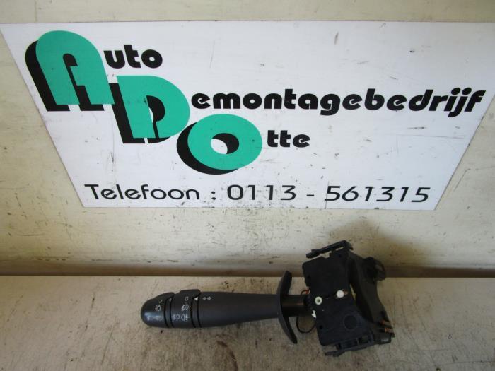 Commutateur feu clignotant d'un Renault Laguna (Laguna 01-), Autos : Pièces & Accessoires, Tableau de bord & Interrupteurs, Renault