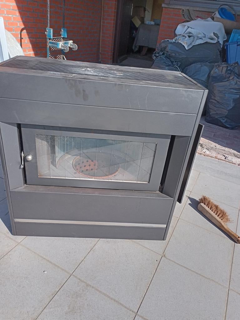 Mazout kachel, Huis en Inrichting, Kachels, Ophalen